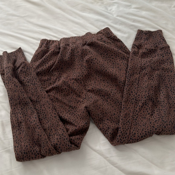Cozy Sweatpants Bundle - Picture 4 of 11